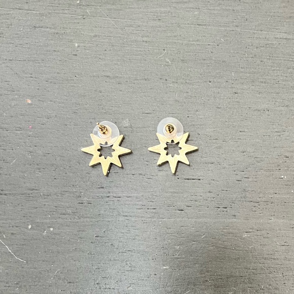 Gold & Clear Rhinestone Astrological Celestial Christmas 3/4“ Star Post Earrings - Picture 2 of 3